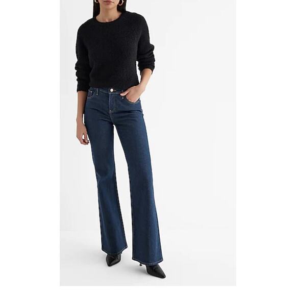 Express Woman Mid Rise Dark Wash Back Center Seam '70s Flare Jeans, Size… - Picture 1 of 10